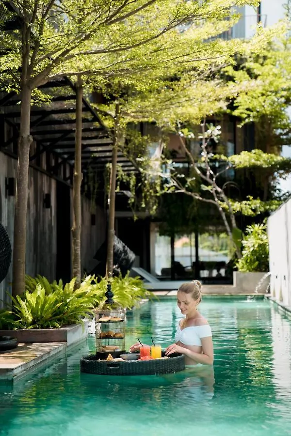 Lloyd'S Inn Bali Семиньяк Отель