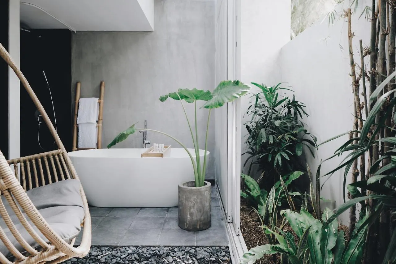 Lloyd'S Inn Bali Семиньяк Отель
