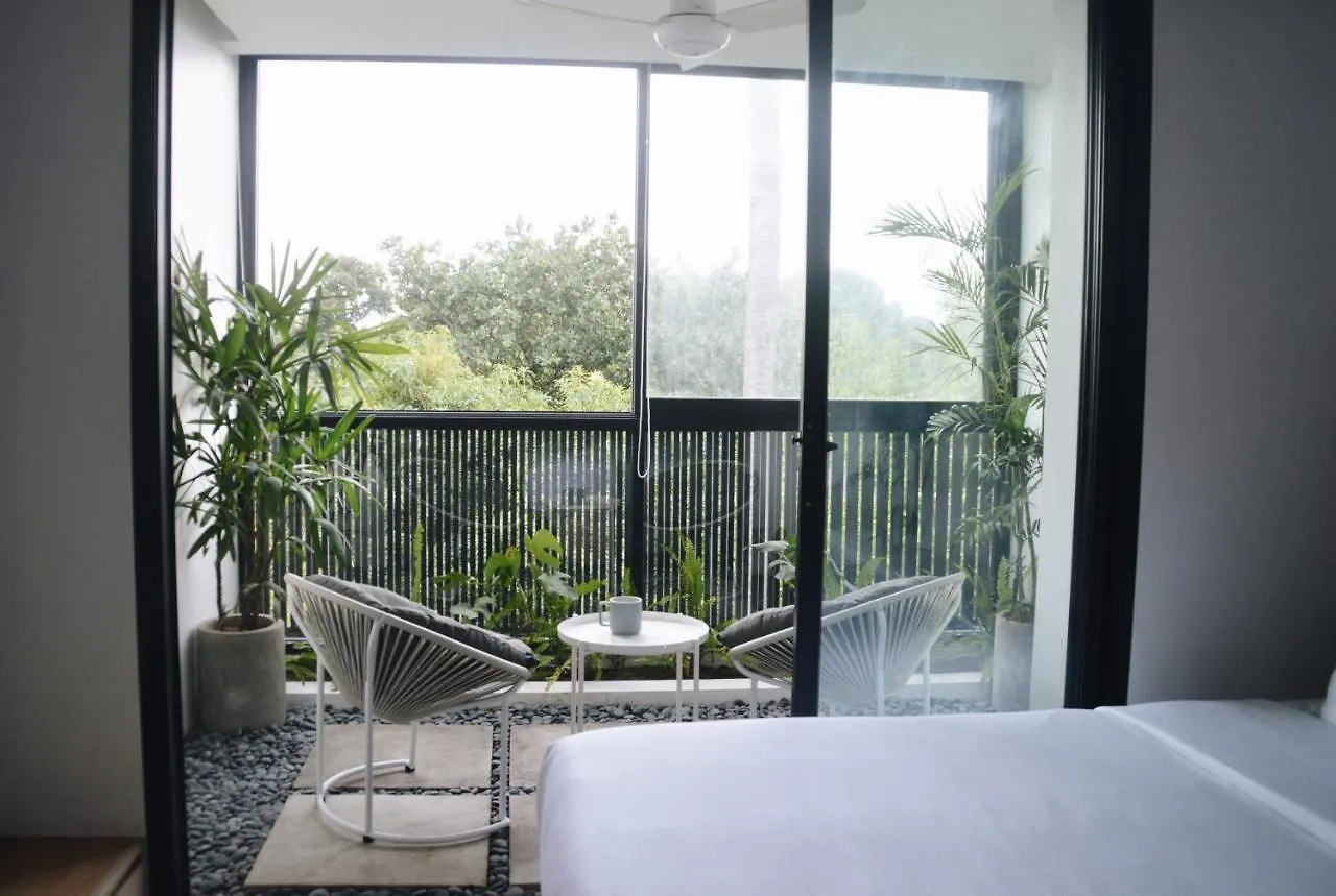 Lloyd'S Inn Bali Seminyak Hotel